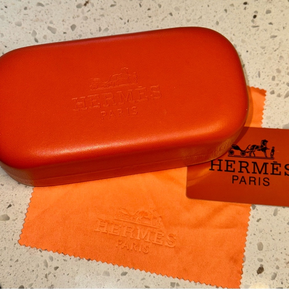 Hermes Orange Glasses Case with Signature Design - Picture 4 of 4